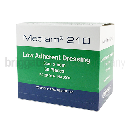 Mediam 210 Sterile Dressings 5 x 5cm Box 50