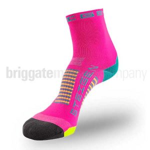 Steigen Performance Running Socks HALF LENGTH Pink Candy Pair